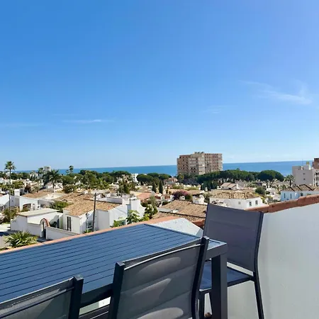 度假居 Few Minutes Walk To The Beach, Restaurants, Bars, Supermarkets And More! *